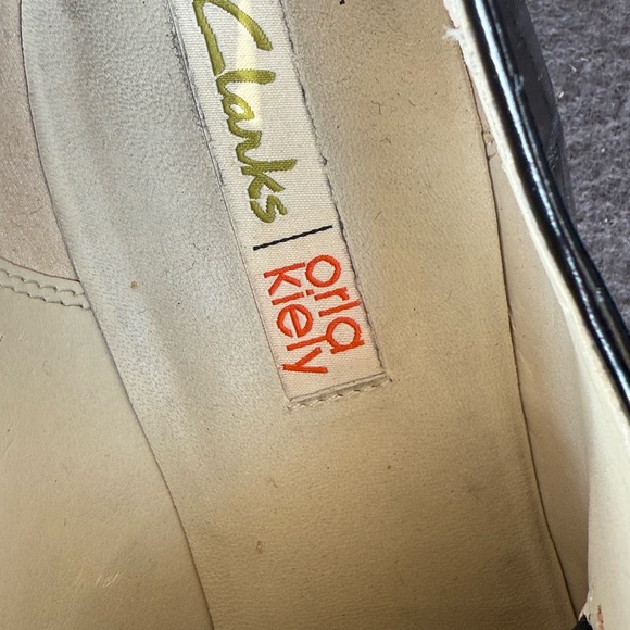 Clark’s Orla Kiely Crock Embossed Oxford Shoe Size 9 - Picture 8 of 12